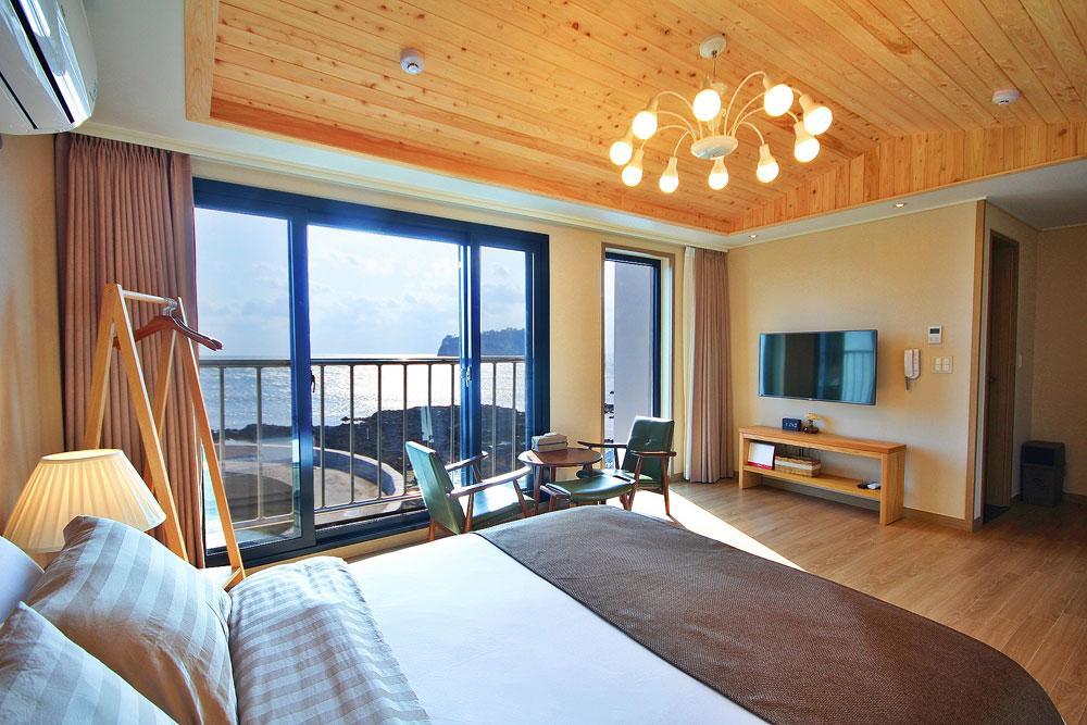Jeju Amoje Villa Seogwipo Exteriör bild