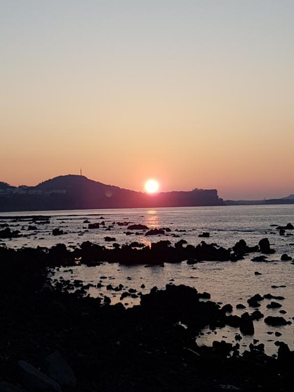 Jeju Amoje Villa Seogwipo Exteriör bild