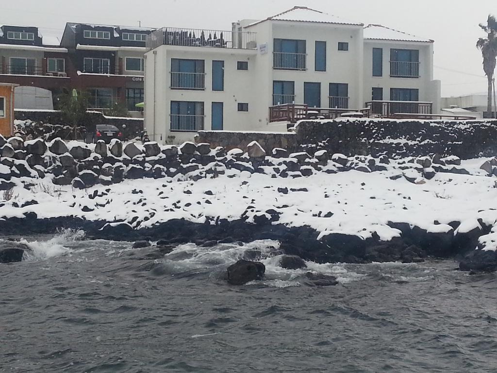 Jeju Amoje Villa Seogwipo Exteriör bild