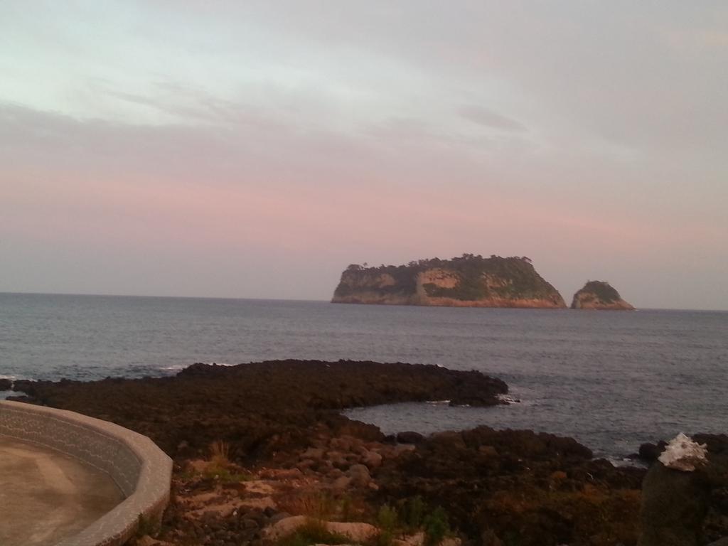 Jeju Amoje Villa Seogwipo Exteriör bild